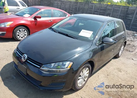 2015 Volkswagen Golf Tsi S 4-Door z USA, uszkodzony, nr VIN 3VW217AU9FM027233